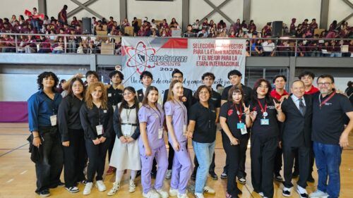 EL CLUB DE CIENCIAS DE CETIS 25 ARRASA EN EXPOCIENCIAS 2025