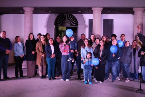 PALACIO MUNICIPAL SE ILUMINA POR EL DÍA INTERNACIONAL DE LAS PERSONAS CON DISCAPACIDAD