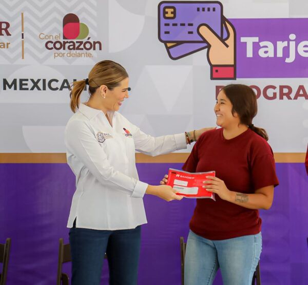 INVITA GOBERNADORA MARINA DEL PILAR A MUJERES JEFAS DE FAMILIA A REGISTRARSE PARA OBETENR LA TARJETA VIOLETA
