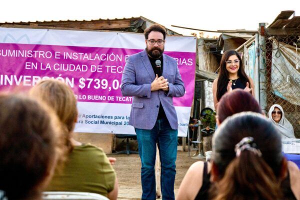 CUMPLE DARÍO BENÍTEZ CON INSTALACIÓN DE LUMINARIAS EN COLONIA LOS OLIVOS