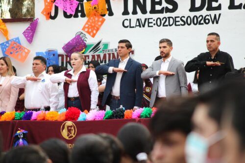 PROMUEVE ROMÁN COTA VALORES CÍVICOS ENTRE JÓVENES ESTUDIANTES DE TECATE