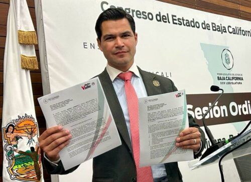 HUMBERTO VALLE IMPULSA REFORMA AL ISSSTECALI PARA MEJORAR LA JUBILACIÓN DE LOS BOMBEROS