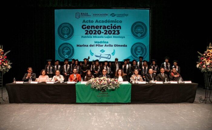 CELEBRA CONALEP GRADUACIÓN DE GENERACIÓN “PATRICIA MICAELA LUJÁN MONTOYA”