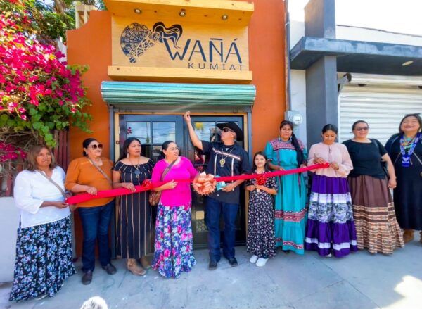 INAUGURAN EN ENSENADA LA PRIMERA TIENDA DE ARTESANÍAS NATIVAS DE BAJA CALIFORNIA