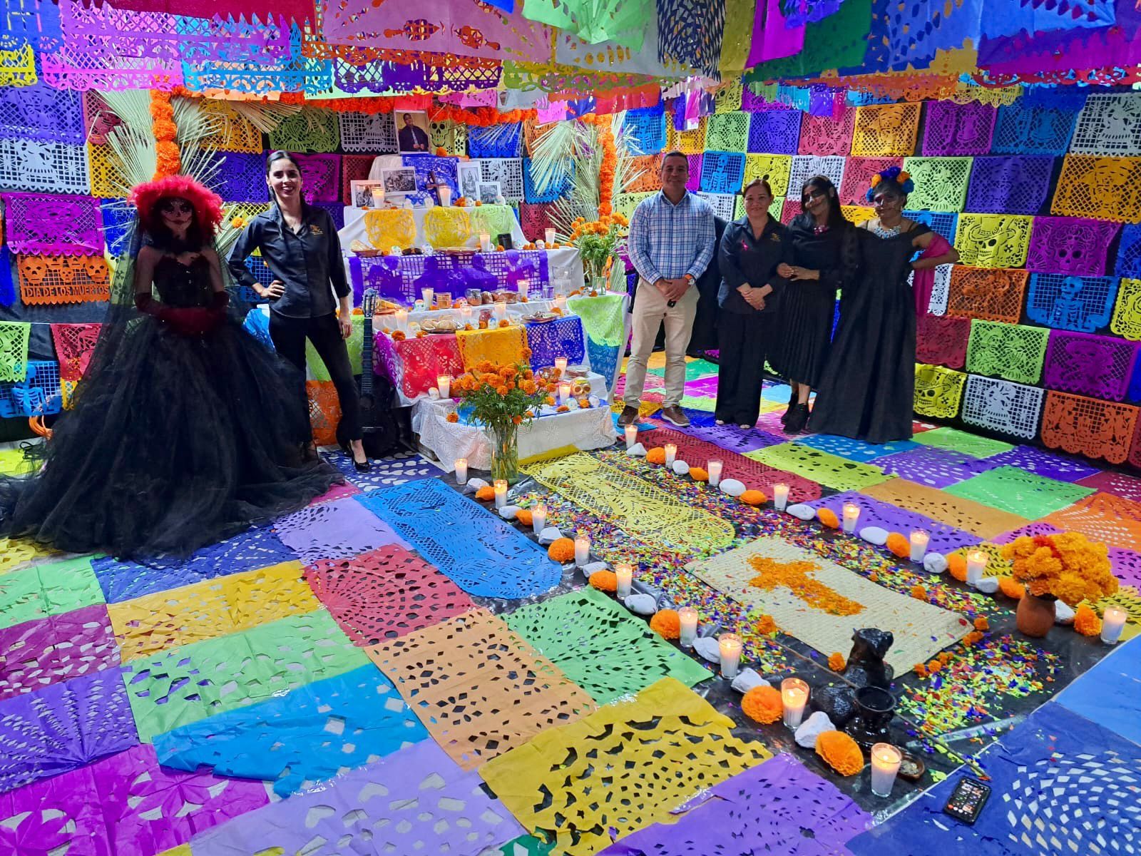 CELEBRA CECyTE BC 2DO CONCURSO ESTATAL DE ALTARES DE MUERTOS