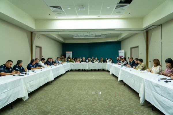 AUTORIDADES COORDINAN OPERATIVO VACACIONAL PARA SEMANA SANTA 2026