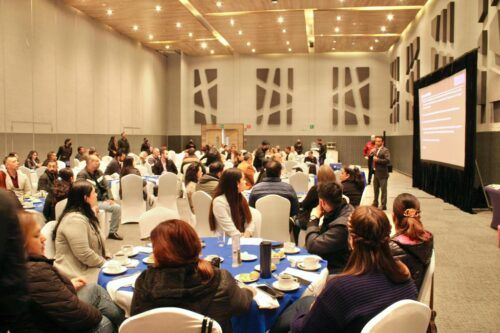 CAPACITAN A RESPONSABLES DE SERVIR DESAYUNOS ESCOLARES DEL PROGRAMA “PANCITA LLENA, CORAZÓN CONTENTO”