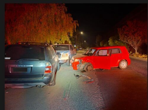 TECATE: CHOQUE MÚLTIPLE EN AVENIDA MÉXICO DEJA TRES VEHÍCULOS DAŃADOS