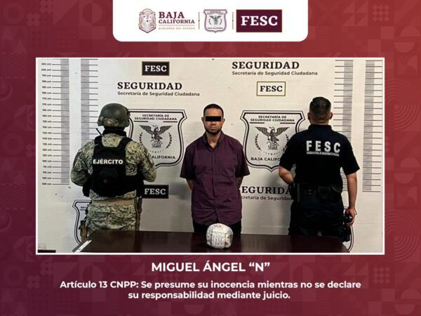 DETIENEN FESC Y SEDENA A PRESUNTOS NARCOMENUDISTAS EN TIJUANA
