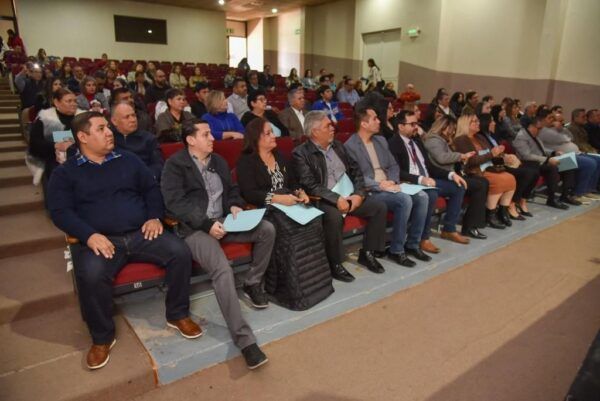 RECONOCE COBACH BC A 124 DOCENTES POR AÑOS DE SERVICIO