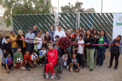 ALCALDE DE TECATE INAUGURA PARQUE COMUNITARIO EN EL ESCORIAL