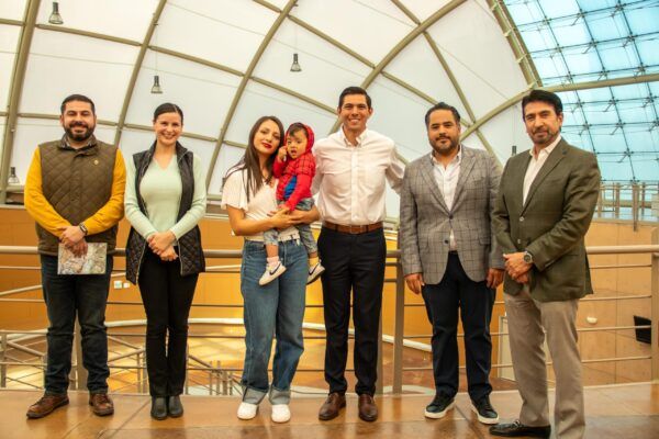 ALCALDE ROMÁN COTA VISITA CENTRO INTERACTIVO ÁMBAR EN TIJUANA