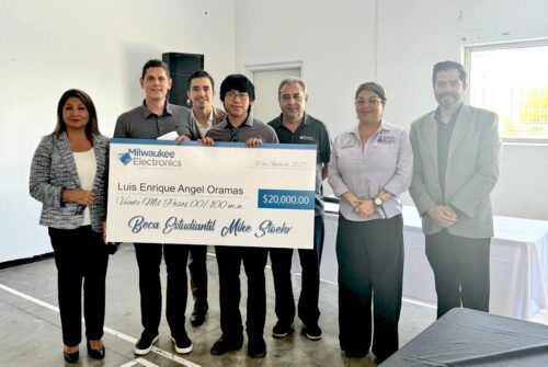 ASISTE DIPUTADA TERE RUIZ A ENTREGA DE RECONOCIMIENTOS EN MILWAUKEE ELECTRONICS