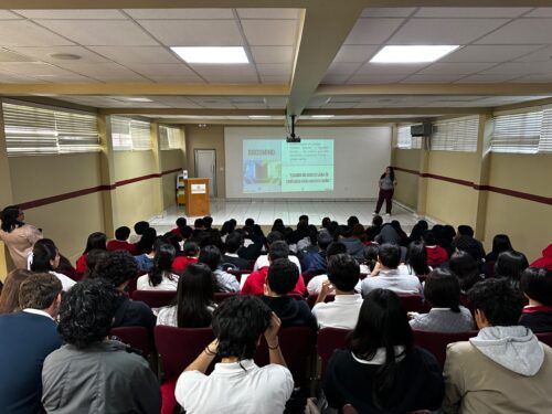 PROMUEVE IMMUJER RELACIONES SANAS ENTRE JÓVENES DE PREPARATORIA