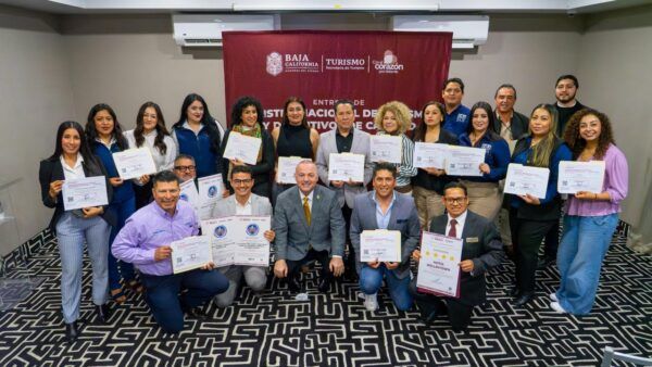 FORTALECE BAJA CALIFORNIA SU COMPETITIVIDAD TURÍSTICA CON ENTREGA DE REGISTROS NACIONALES DE TURISMO