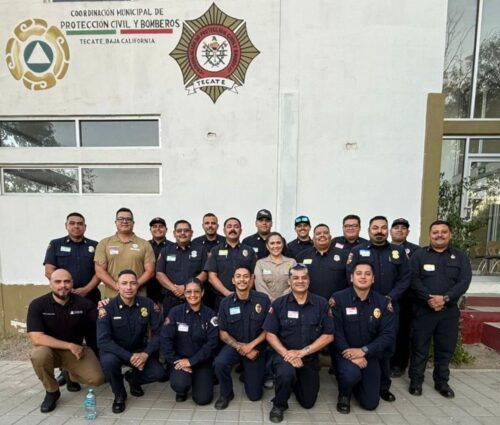 SE CAPACITAN BOMBEROS Y PROTECCIÓN CIVIL COMO TÉCNICOS EN EMERGENCIAS MÉDICAS