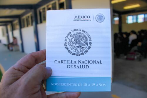 INVITAN A ADQUIRIR CARTILLA NACIONAL DE SALUD PARA CONTROL MÉDICO