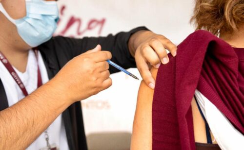 INICIA ESTE MARTES, SIMULTÁNEA VACUNACIÓN CONTRA INFLUENZA Y COVID-19 EN BC