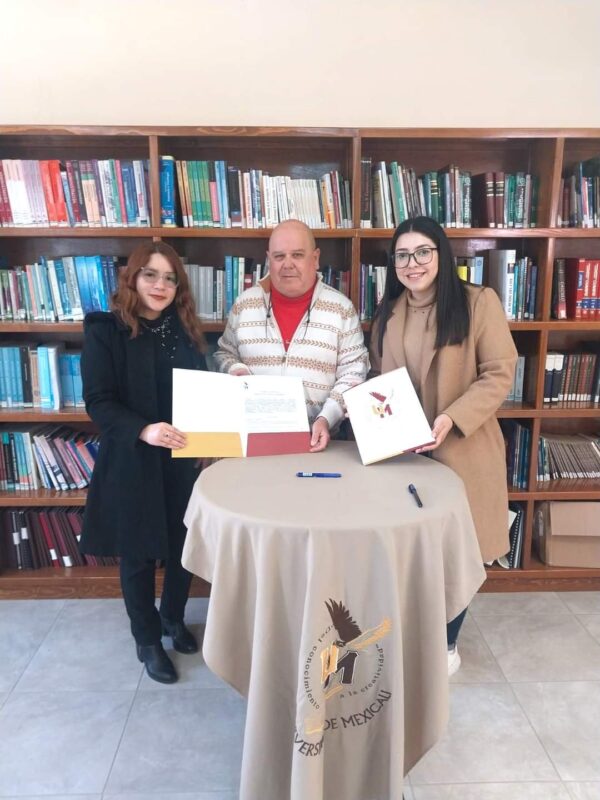 FIRMAN CONVENIO IMJUVET Y UNIVERSIDAD DE MEXICALI