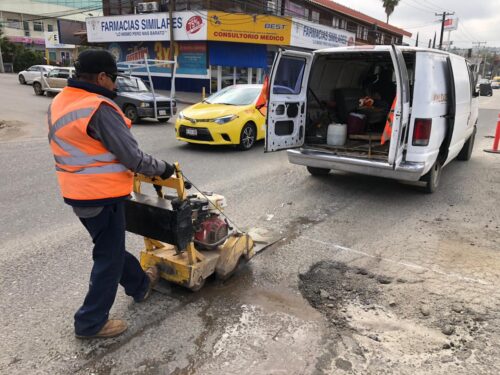 CONTINÚA PROGRAMA DE REHABILITACIÓN Y BACHEO EN TECATE