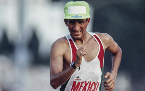 ¿CUÁL FUE EL LEGADO DEPORTIVO QUE DEJÓ ERNESTO CANTO GUDIÑO?