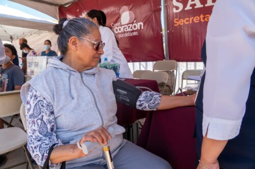 REFUERZAN ATENCIÓN A LA SALUD DE LAS Y LOS ADULTOS MAYORES DURANTE LA TEMPORADA INVERNAL