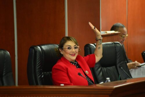 CONGRESO DE BC AVALA INICIATIVA DE TERE RUIZ PARA GARANTIZAR EL LIBRE ACCESO A LAS PLAYAS