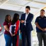 ENCABEZA ROMÁN COTA LUNES CÍVICO EN LA PRIMARIA GUILLERMO PRIETO